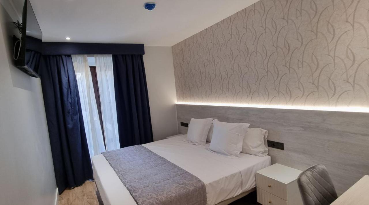 Ch La Petite Maison - Boutique - Madrid Eksteriør bilde
