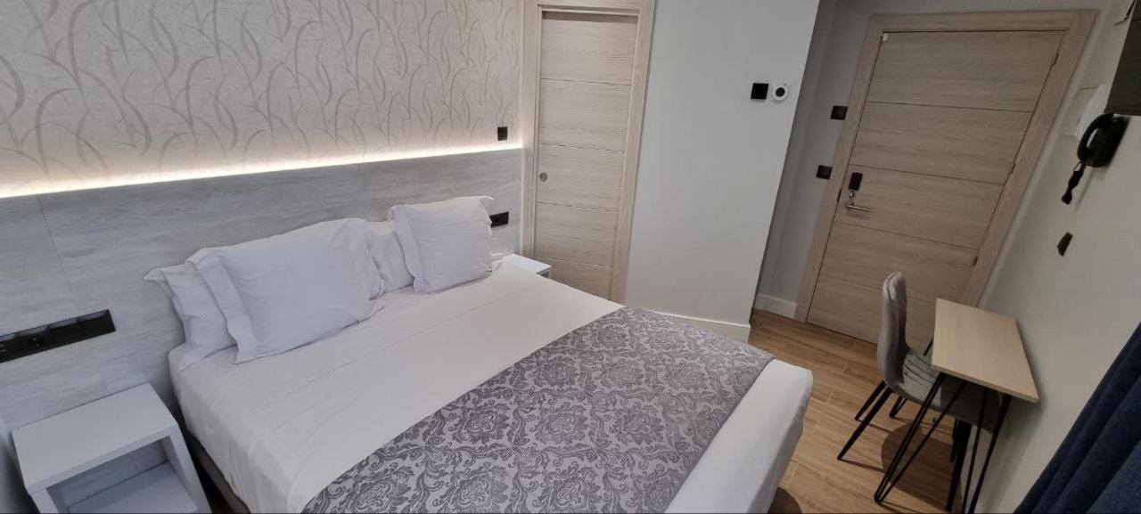 Ch La Petite Maison - Boutique - Madrid Eksteriør bilde
